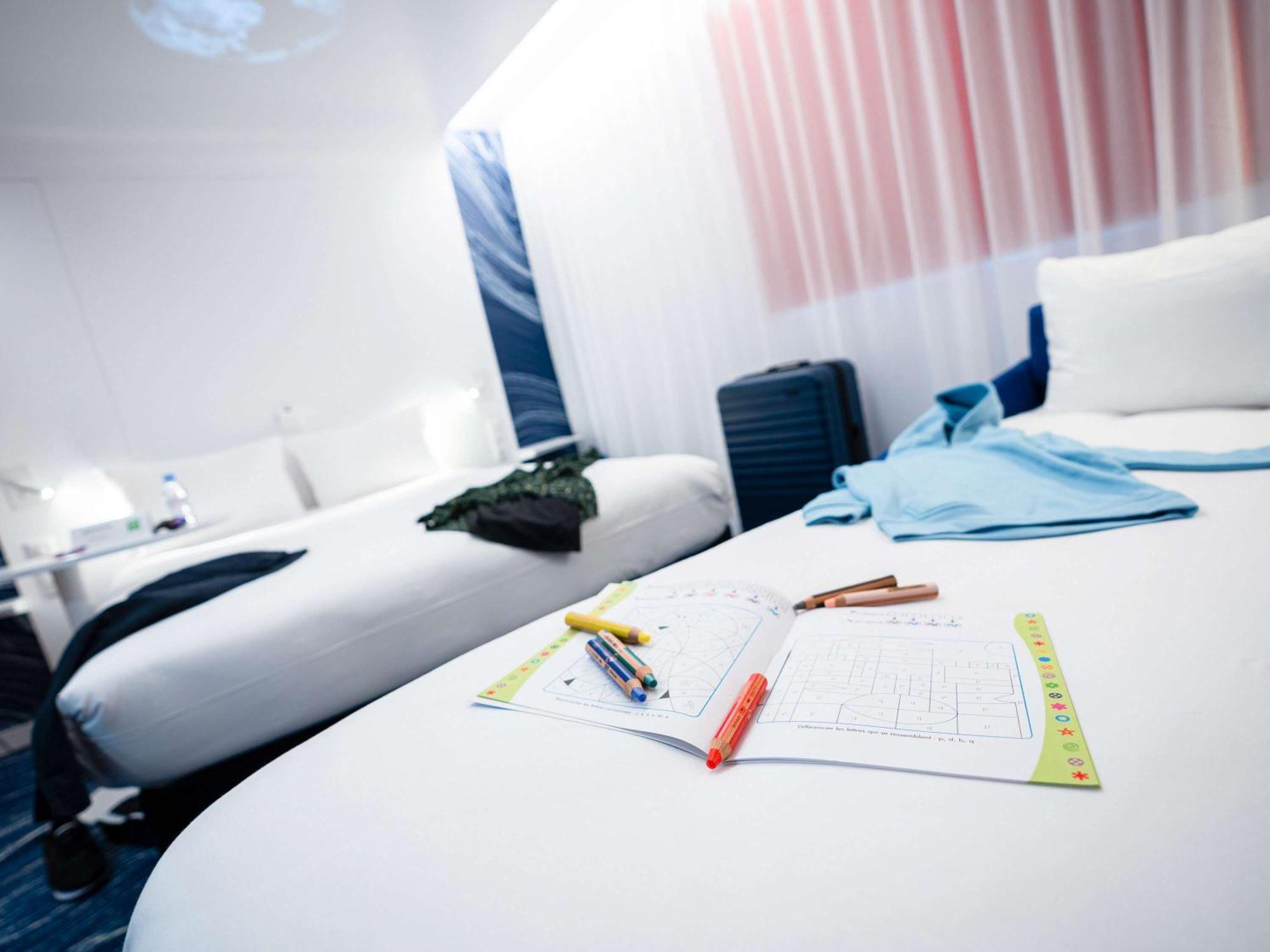 Ibis Styles Paris Orly Airport Hotel Paray-Vieille-Poste ภายนอก รูปภาพ
